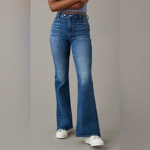 American Eagle Super Hi-Rise Flare Jeans Size 6